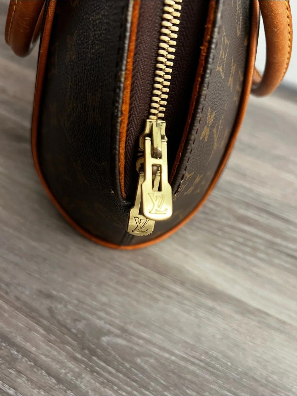 Vintage Ellipse PM Louis Vuitton Monogram Canvas